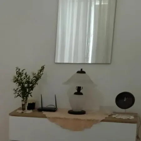 Casa Vacanza Nonna Emma ליצאנו